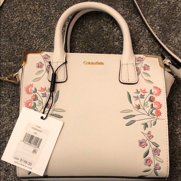 Calvin Klein Handbags - Calvin Klein crossbody bag